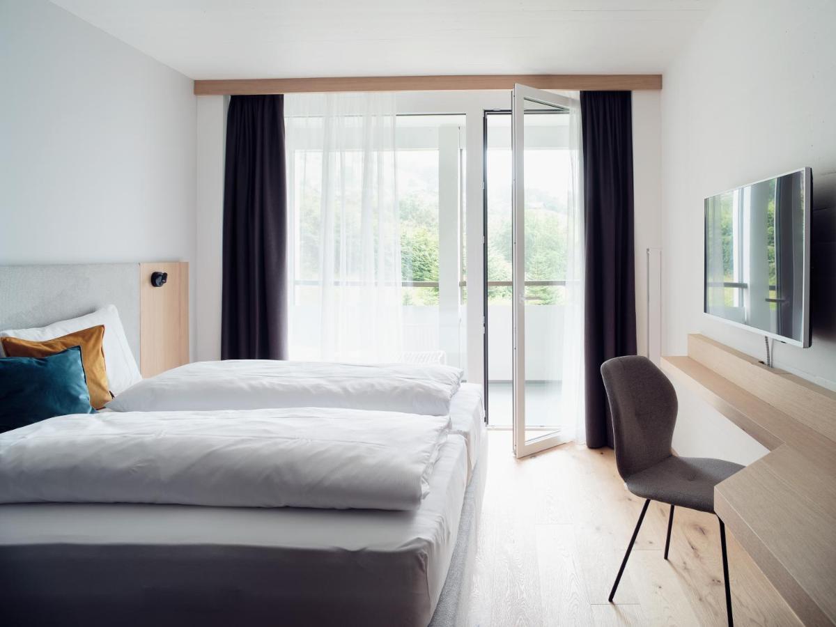Hotel Neu-Schoenstatt Quarten Екстериор снимка