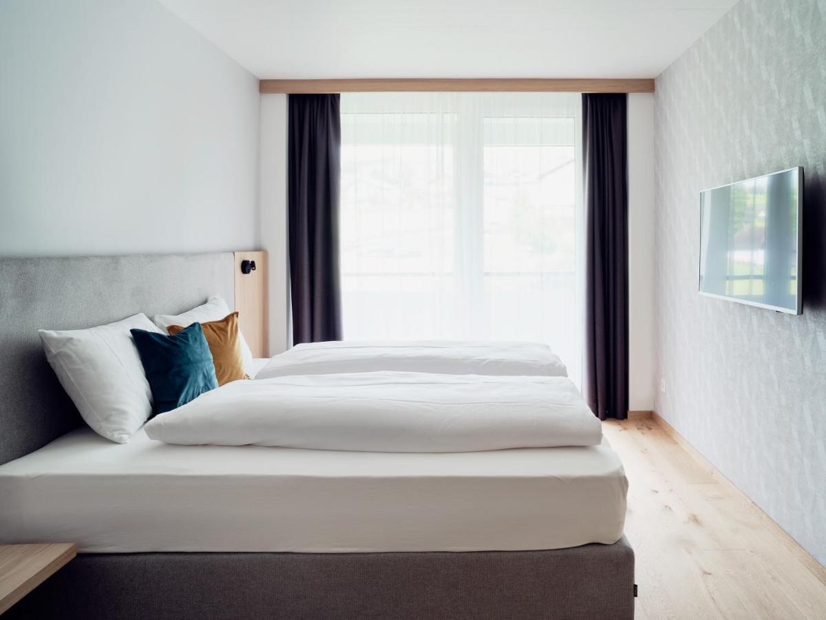 Hotel Neu-Schoenstatt Quarten Екстериор снимка
